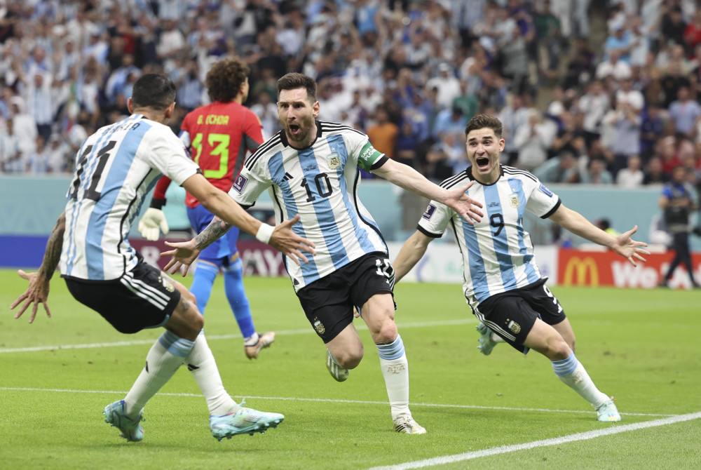 赛事中的亮 赛事中的亮